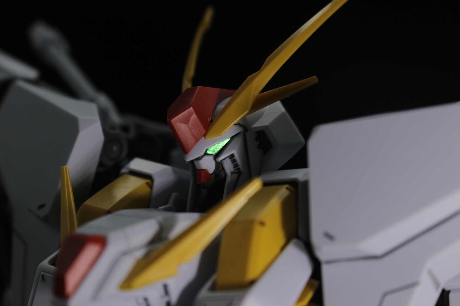 HGUC 1/144 Ξガンダム スミ入れ│くらくらプラモブログ