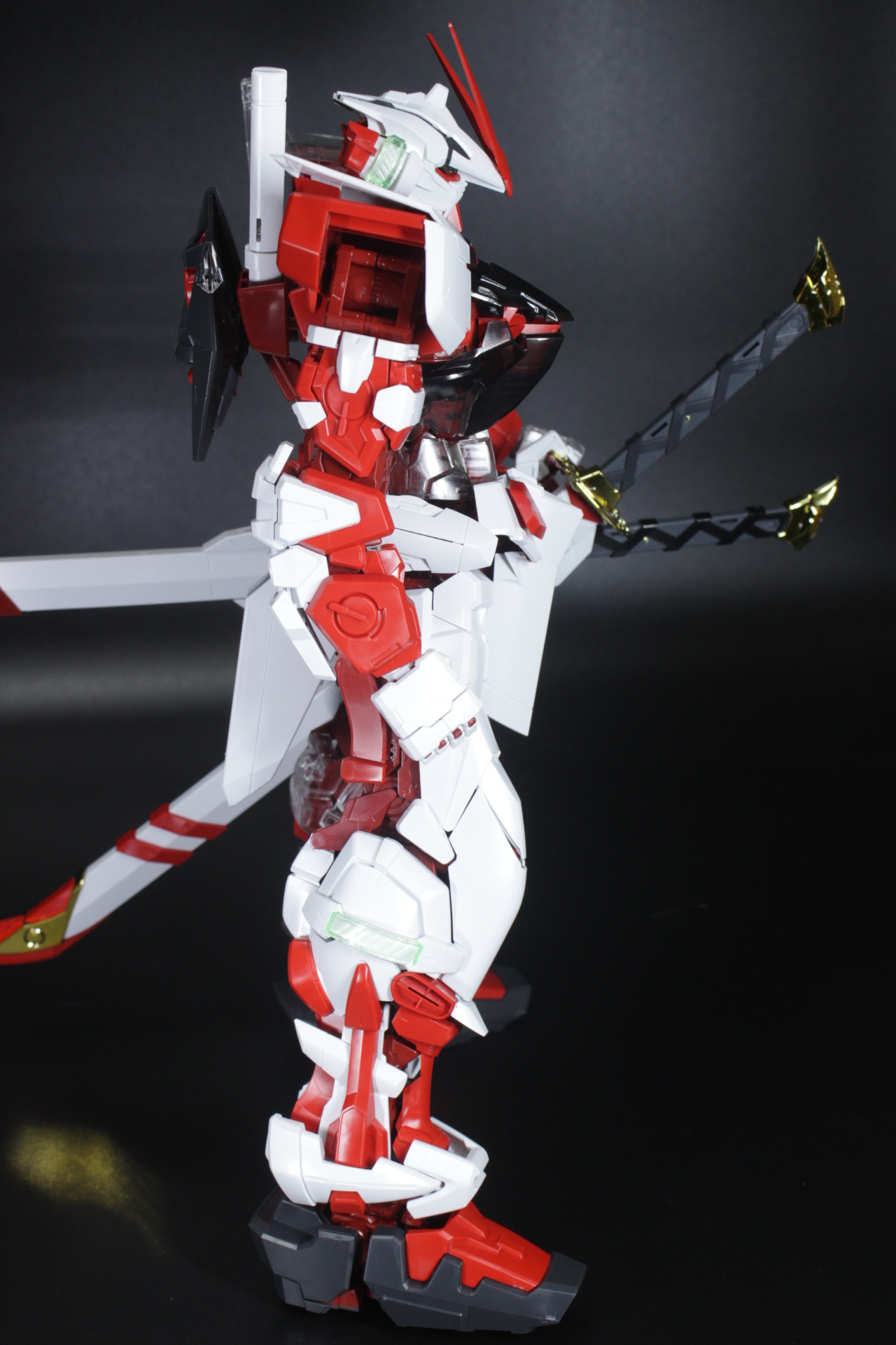 ＰＧガンダムアストレイ(素組) PG 1/60 ガンダムアストレイ レッドフレームを素組しました