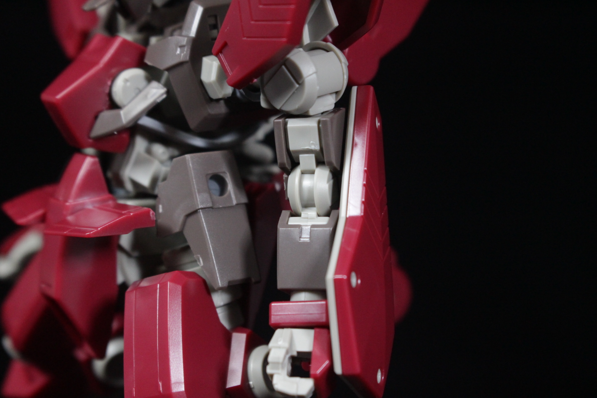 HG 1/144 シュヴァルベカスタム(シクラーゼ機)の素組紹介