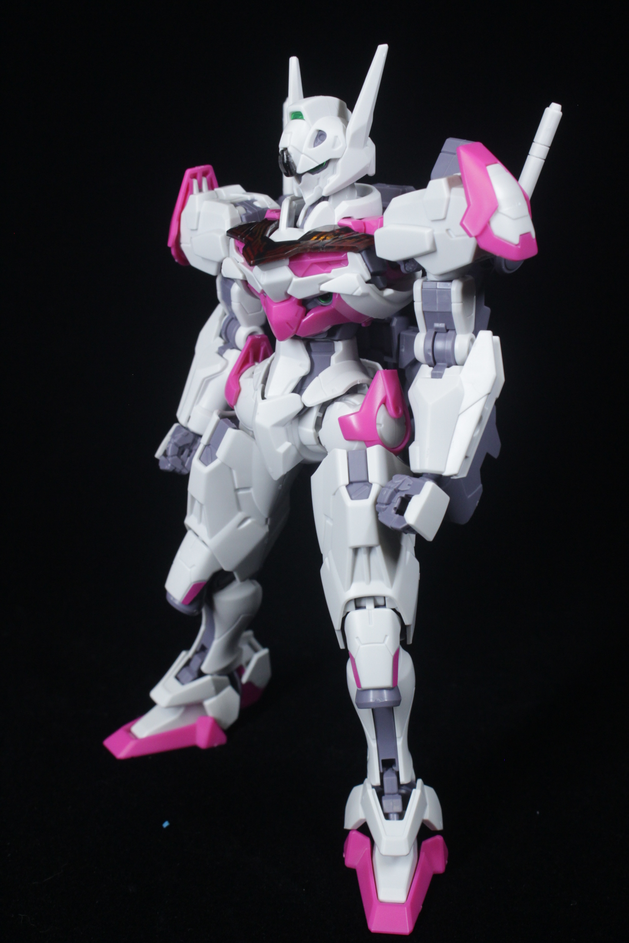 HG 1/144 ガンダム・ルブリスのサンプル 素組紹介│くらくらプラモブログ