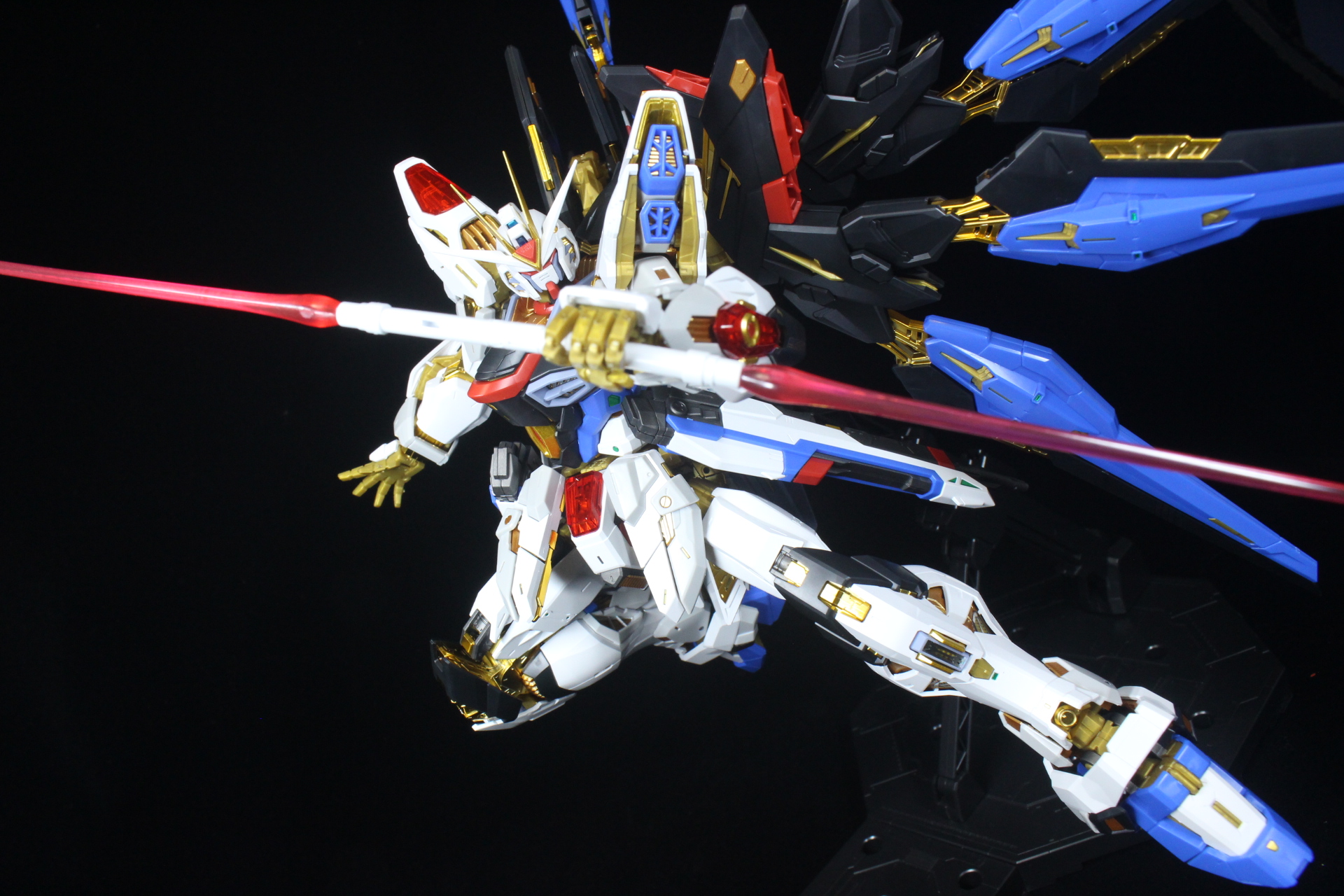 MGEX 1/100 ストライクフリーダムガンダムの素組紹介です