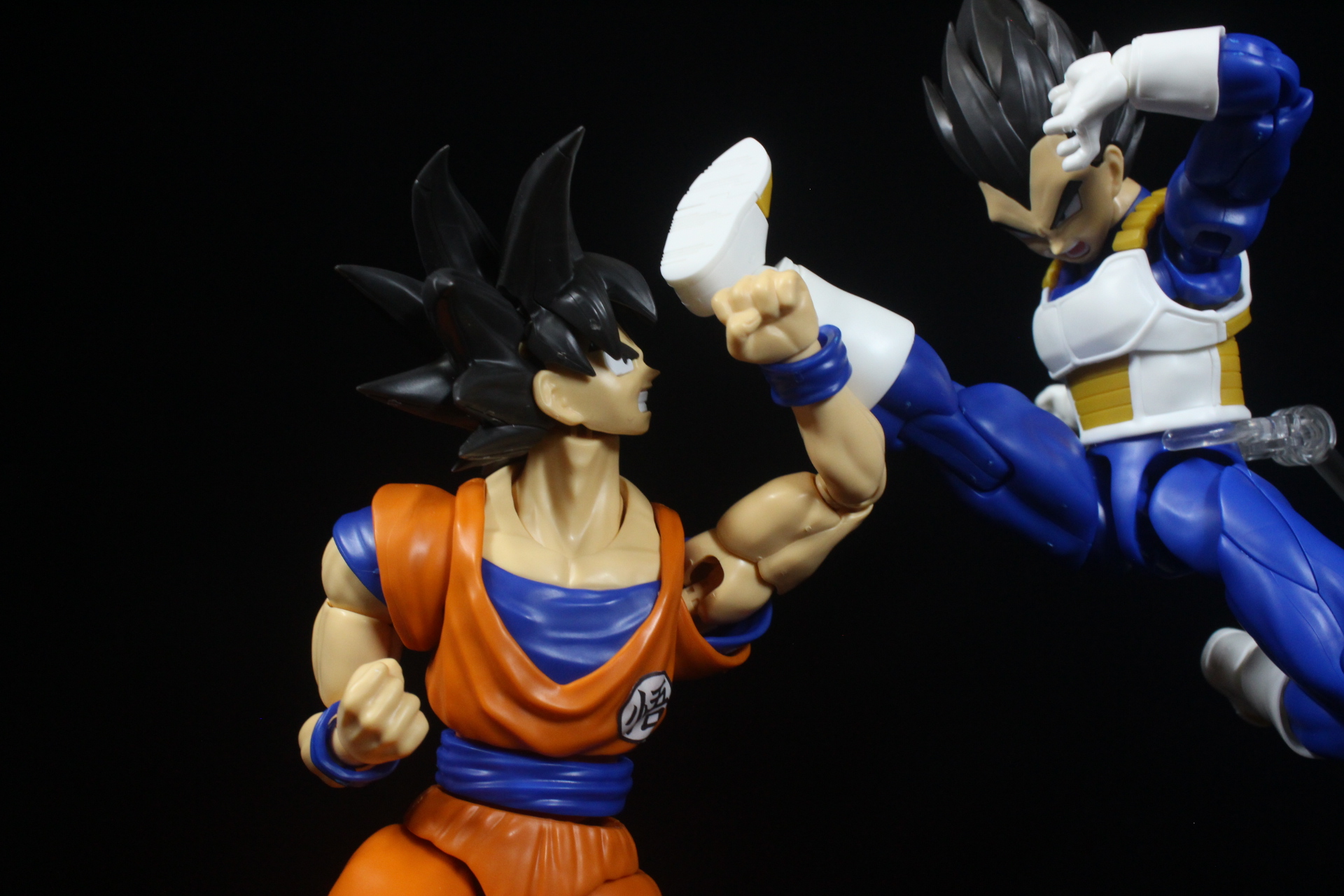 ベジータ 宇宙船フィギュア Amazon.co.jp: ドラゴン ボ ール