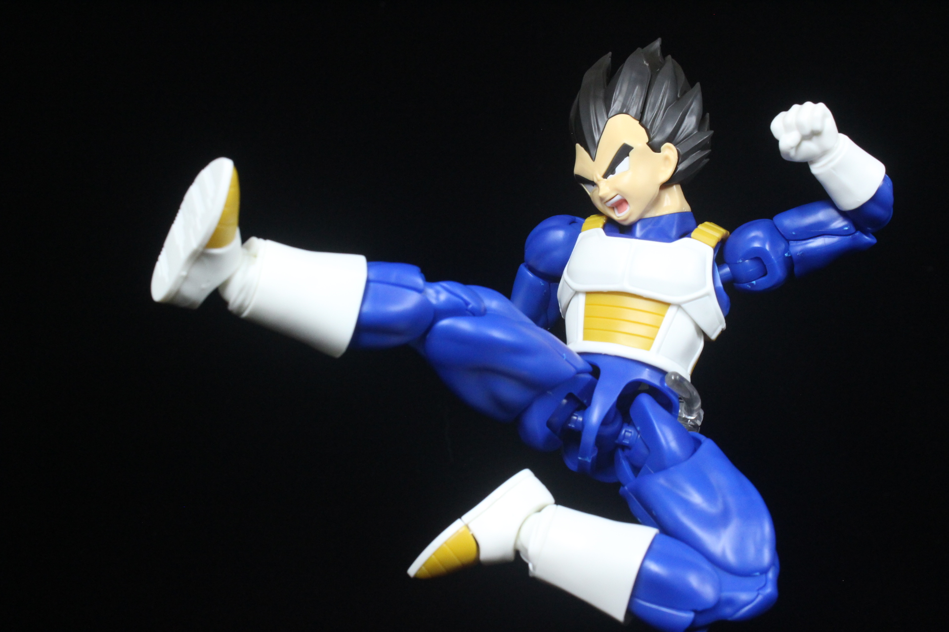 ベジータ 宇宙船フィギュア Amazon.co.jp: ドラゴン ボ ール