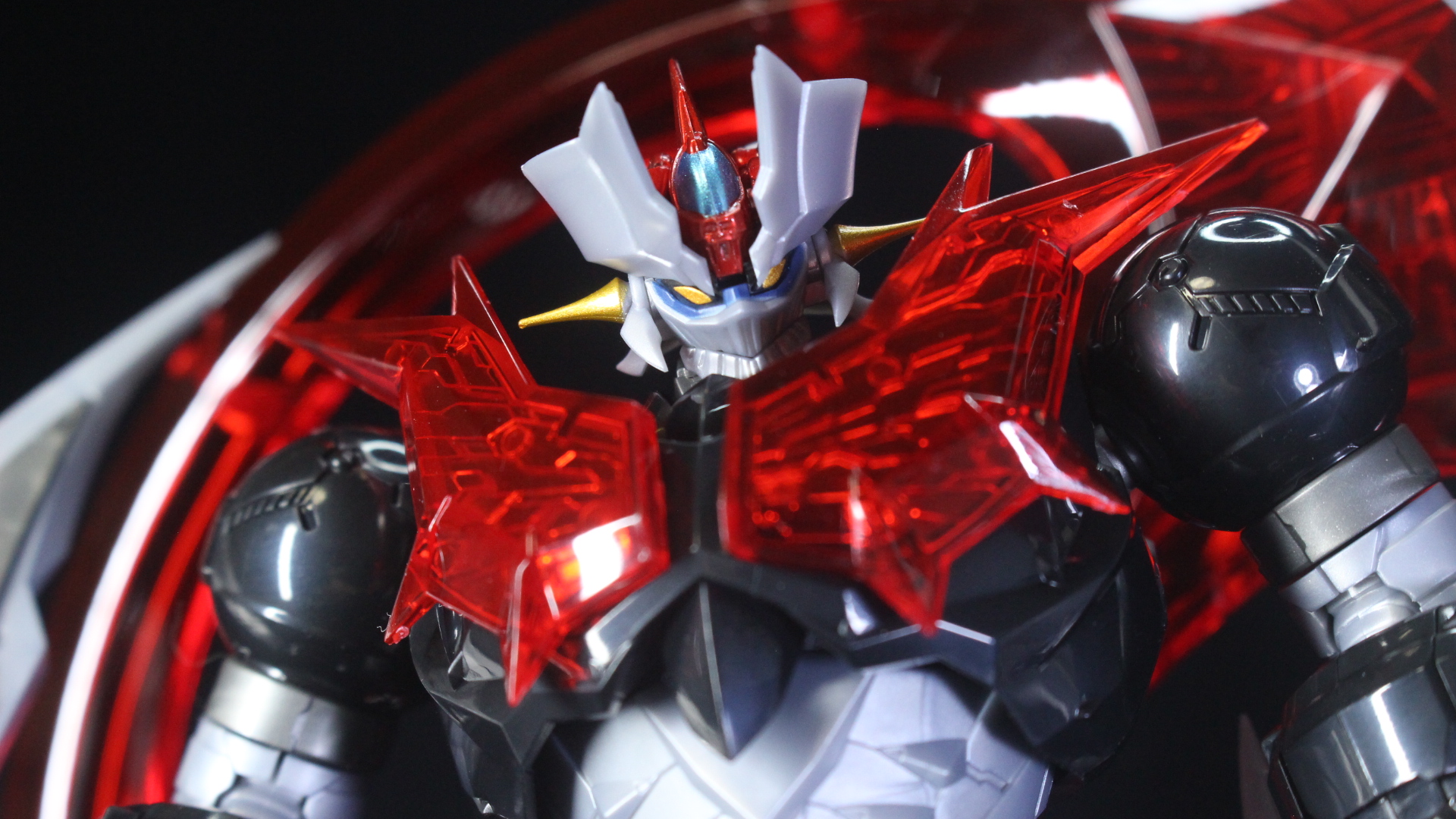 MODEROID マジンガーZERO 塗装完成品 MODEROID マジンガーZERO プラモデル【4580590189287