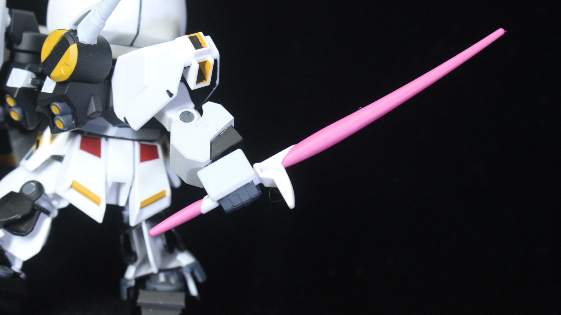 ガンプラ全塗装完成品νガンダム（SD EXスタンダード） EXスタンダードのニューガンダムをできるだけシンプルに仕上げ