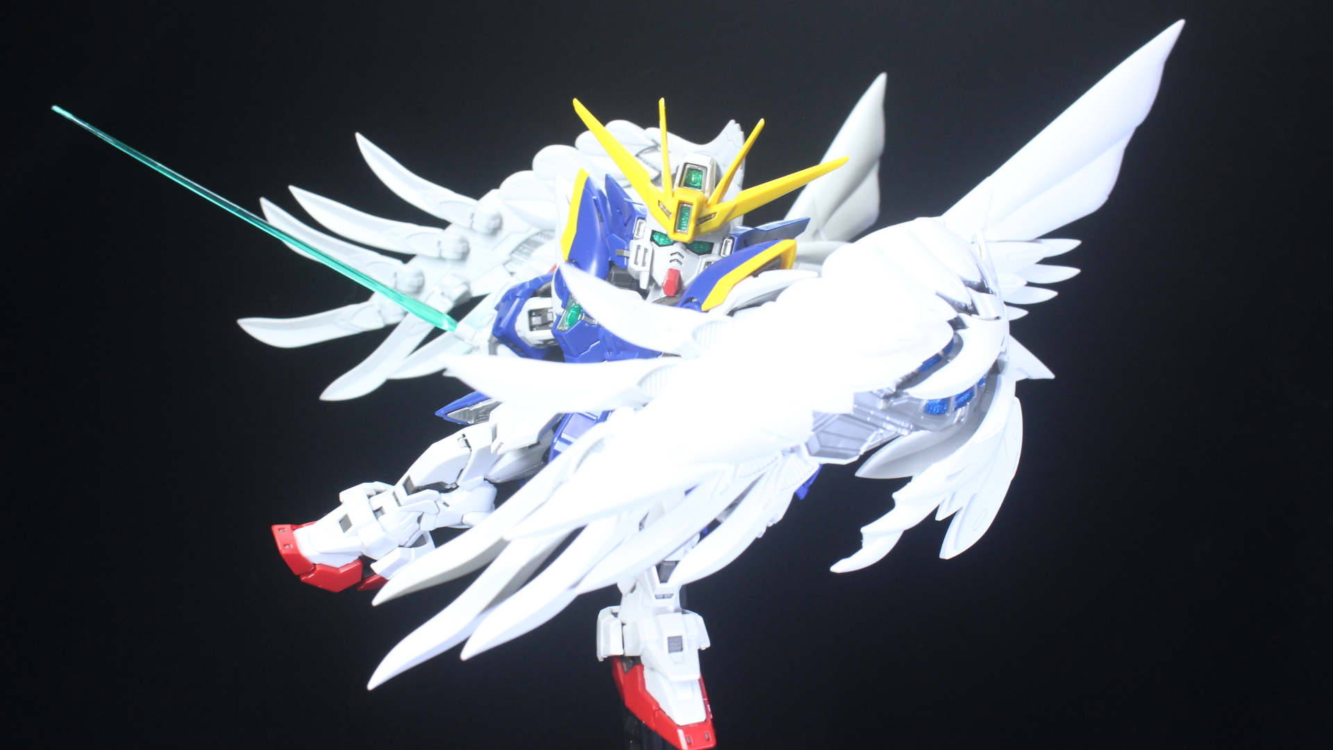 素組した画像あり）MGSD ウイングガンダムゼロ EW素組画像と