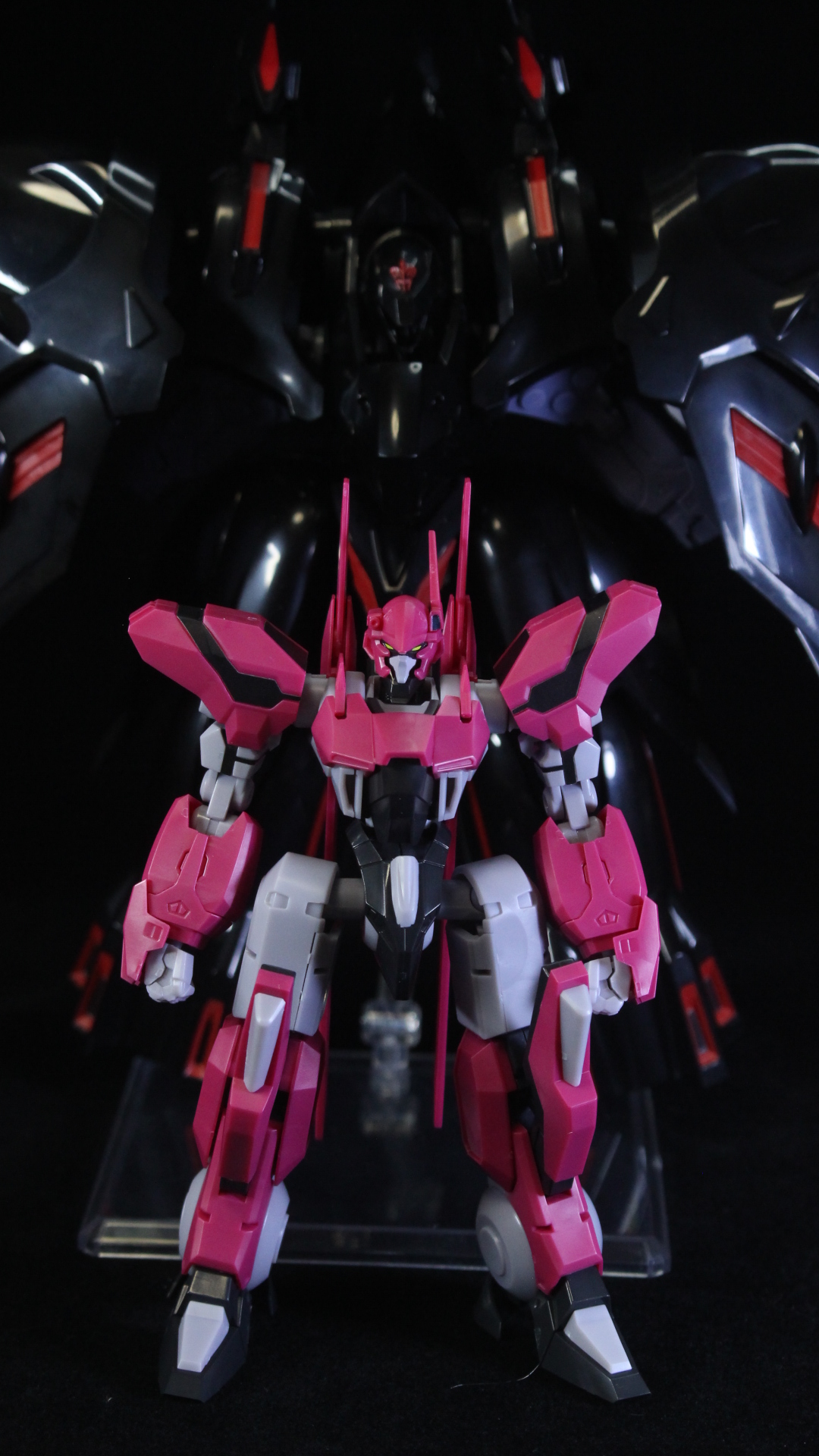 素組画像あります】MODEROID ブラックサレナ ランナー紹介