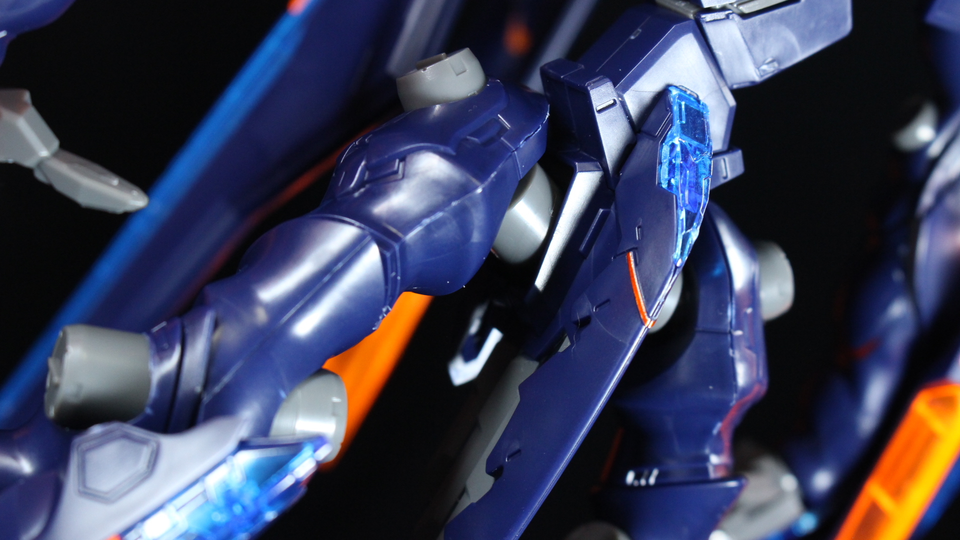 素組画像追加】MODEROID ファフナー・マークアレス プラモ紹介 