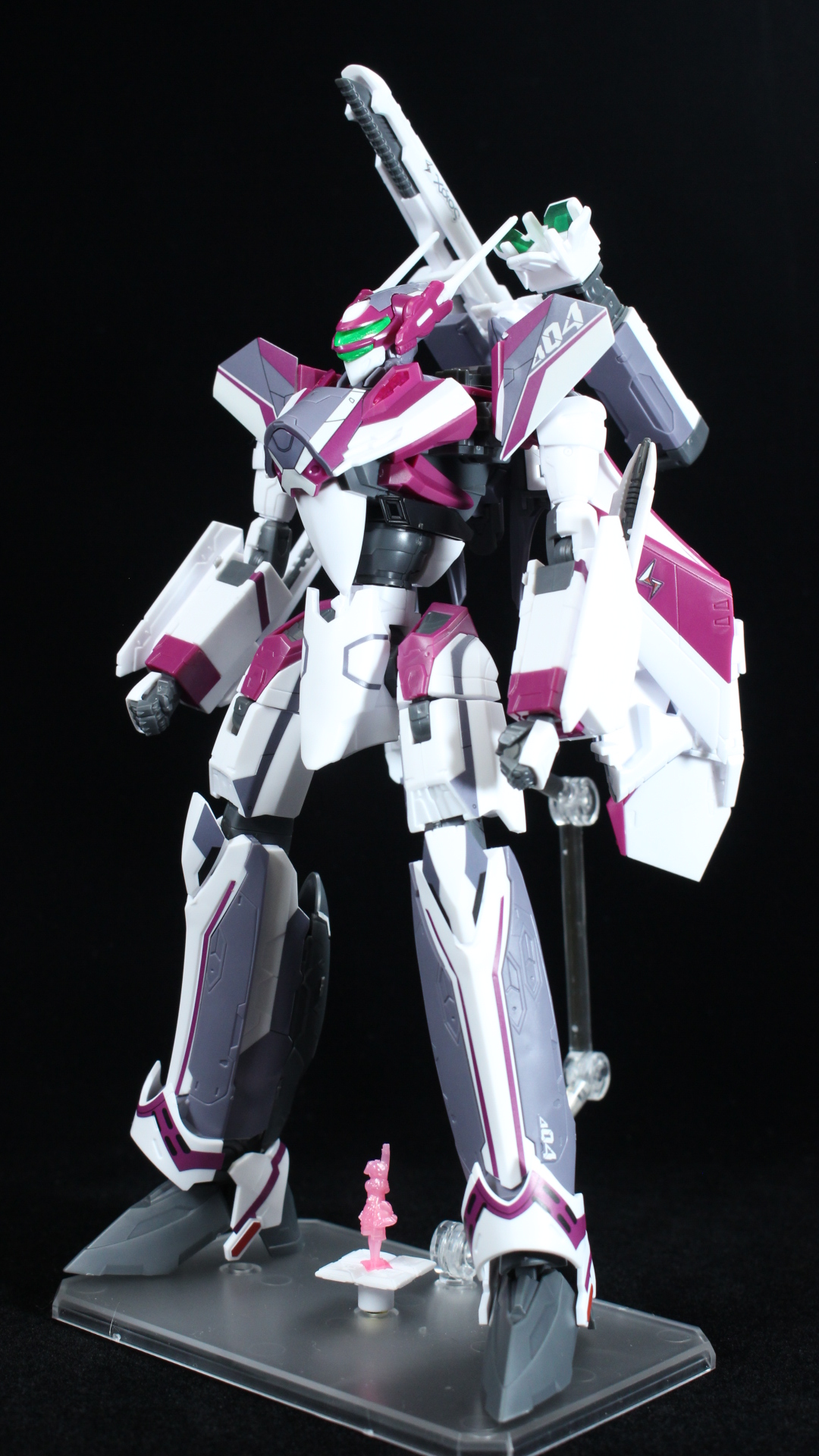 HG 1/100 VF-31C ジークフリード(ミラージュ・ファリーナ・ジーナス機