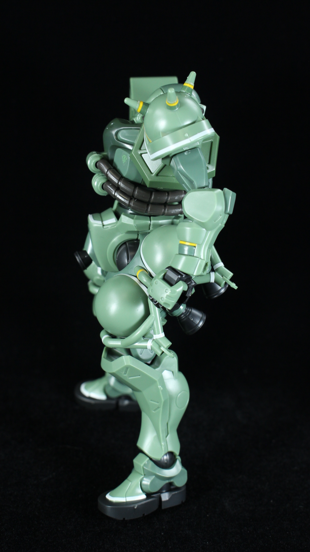 HG 1/144 ザク(GQ) プラモ紹介│くらくらプラモブログ