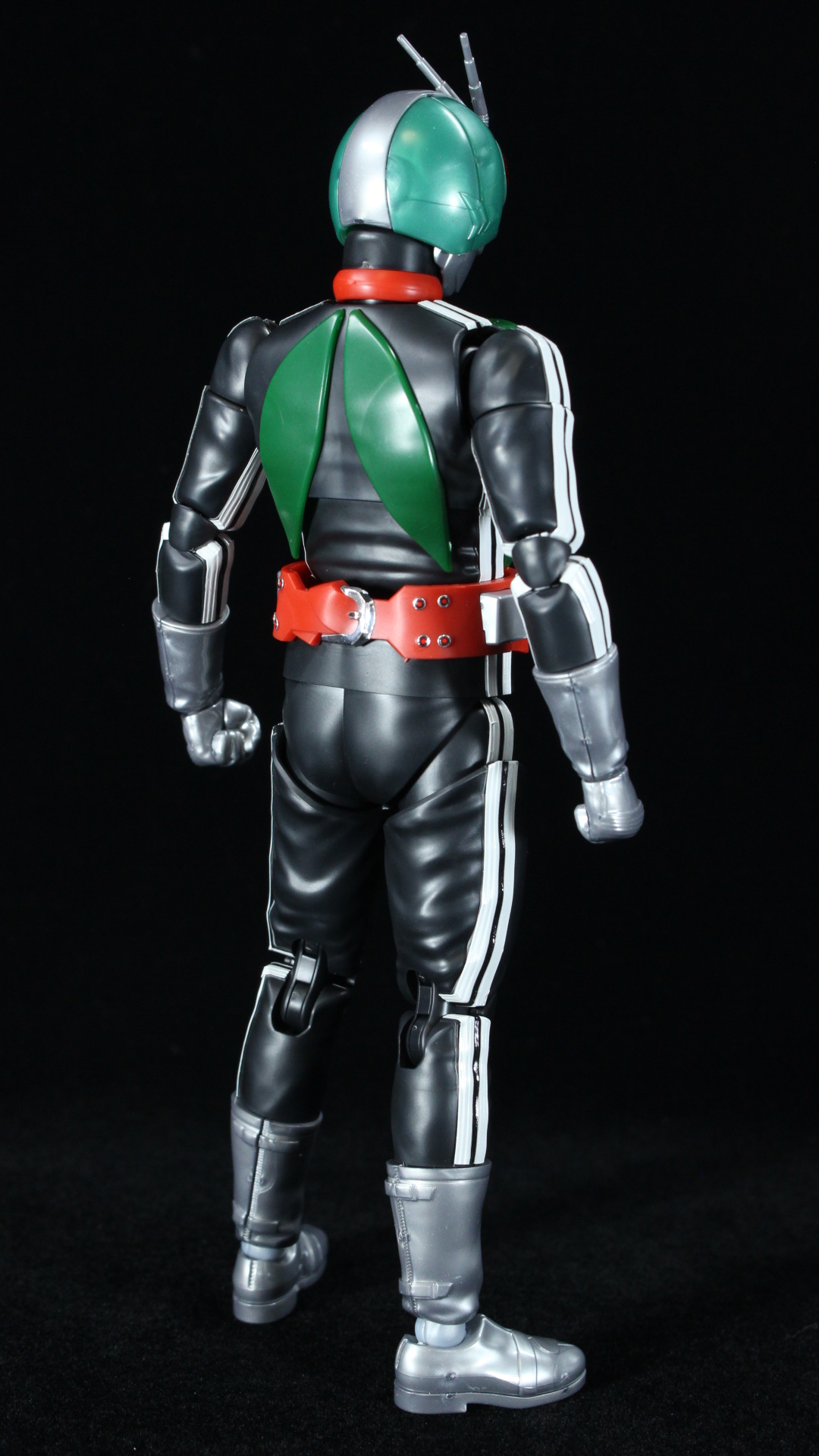 FRS仮面ライダー完成品と未組み立て Figure-rise Standard 仮面ライダー新1号 組んでみました（ランナー